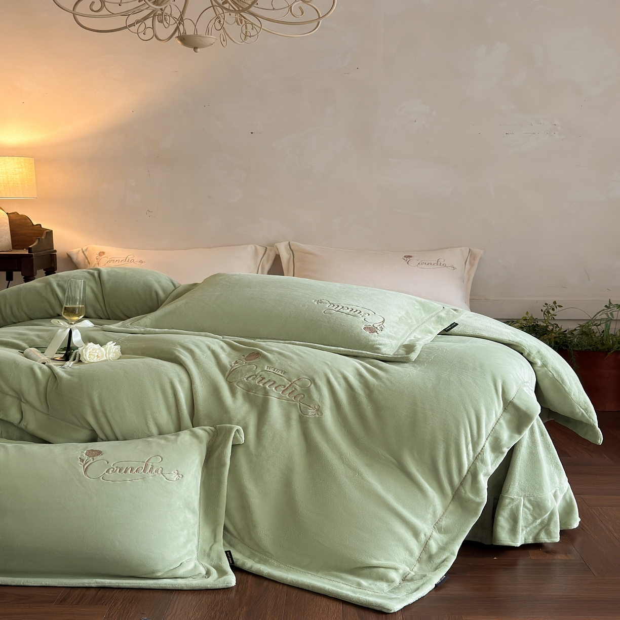 91家纺网 家纺一手货源 找家纺 （总）芯丝路枕业 2025新款蚕丝棉四件套(瞬吸超透气工艺)-浪漫时光