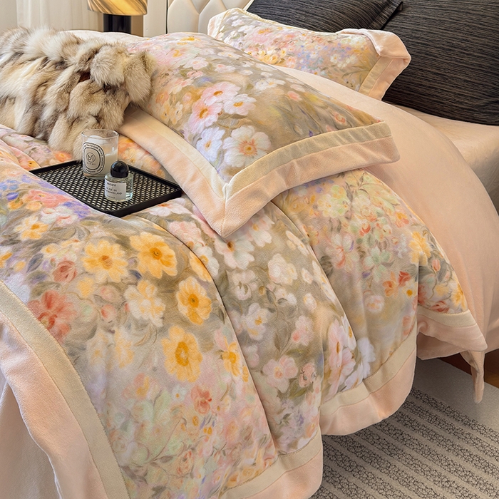 91家纺网 家纺一手货源 找家纺 若未家居 LOVEWE HOUSE 2025新款数码印花牛奶绒250克全消光数码印花牛奶绒双拼角套件-朝花夕拾 控价券后不低于298 一路繁花-粉