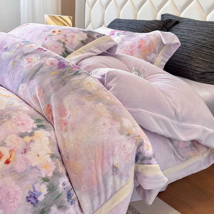 91家纺网 家纺一手货源 找家纺 若未家居 LOVEWE HOUSE 2025新款数码印花牛奶绒250克全消光数码印花牛奶绒双拼角套件-朝花夕拾 控价券后不低于298 朝花夕拾-紫