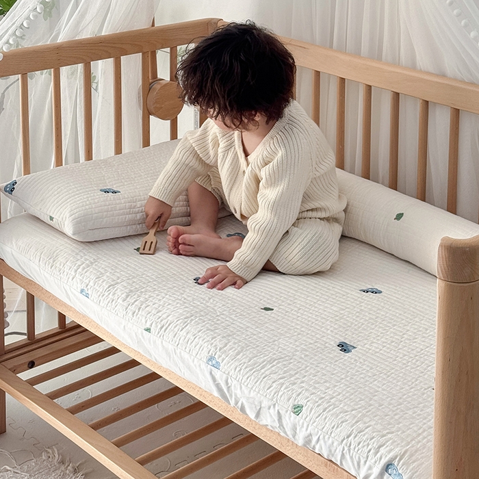 91家纺网 家纺一手货源 找家纺 （总）荷马之梦 2025新款A类纯棉水洗棉大豆纤维夹棉绗缝儿童床笠-淳真系列