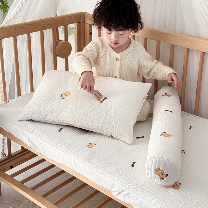 91家纺网 家纺一手货源 找家纺 荷马之梦 2025新款A类纯棉水洗棉大豆纤维夹棉绗缝儿童床笠-淳真系列 淳真-小骨头