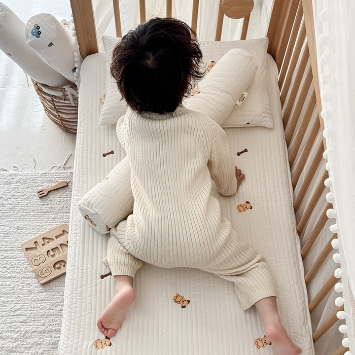 91家纺网 家纺一手货源 找家纺 荷马之梦 2025新款A类纯棉水洗棉大豆纤维夹棉绗缝儿童床笠-淳真系列 淳真-小骨头