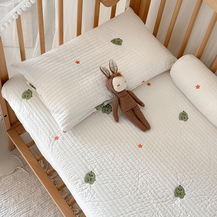 91家纺网 家纺一手货源 找家纺 荷马之梦 2025新款A类纯棉水洗棉大豆纤维夹棉绗缝儿童床笠-淳真系列 淳真-星星龙