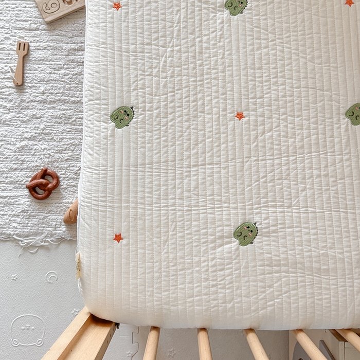91家纺网 家纺一手货源 找家纺 荷马之梦 2025新款A类纯棉水洗棉大豆纤维夹棉绗缝儿童床笠-淳真系列 淳真-星星龙