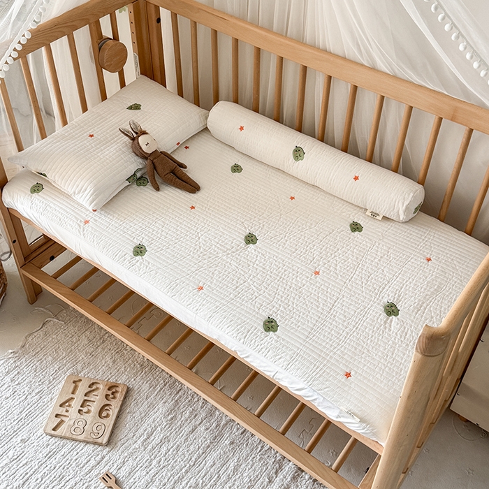 91家纺网 家纺一手货源 找家纺 荷马之梦 2025新款A类纯棉水洗棉大豆纤维夹棉绗缝儿童床笠-淳真系列 淳真-星星龙