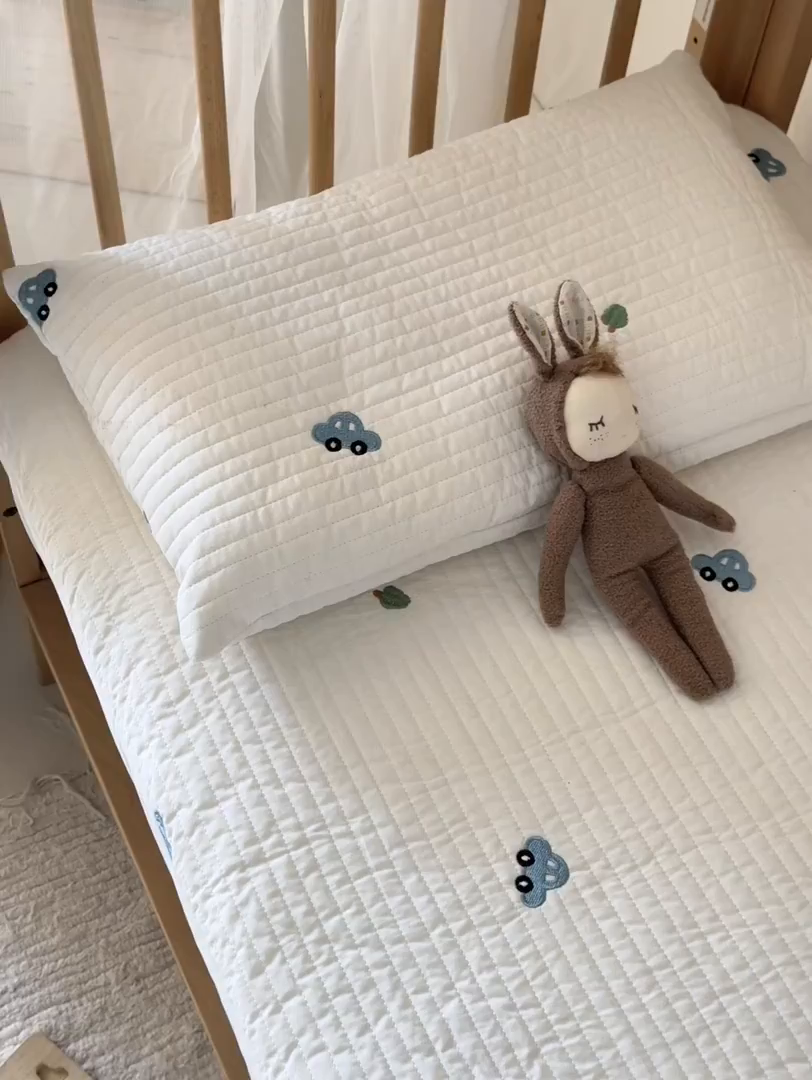 91家纺网 家纺一手货源 找家纺 （总）荷马之梦 2025新款A类纯棉水洗棉大豆纤维夹棉绗缝儿童床笠-淳真系列