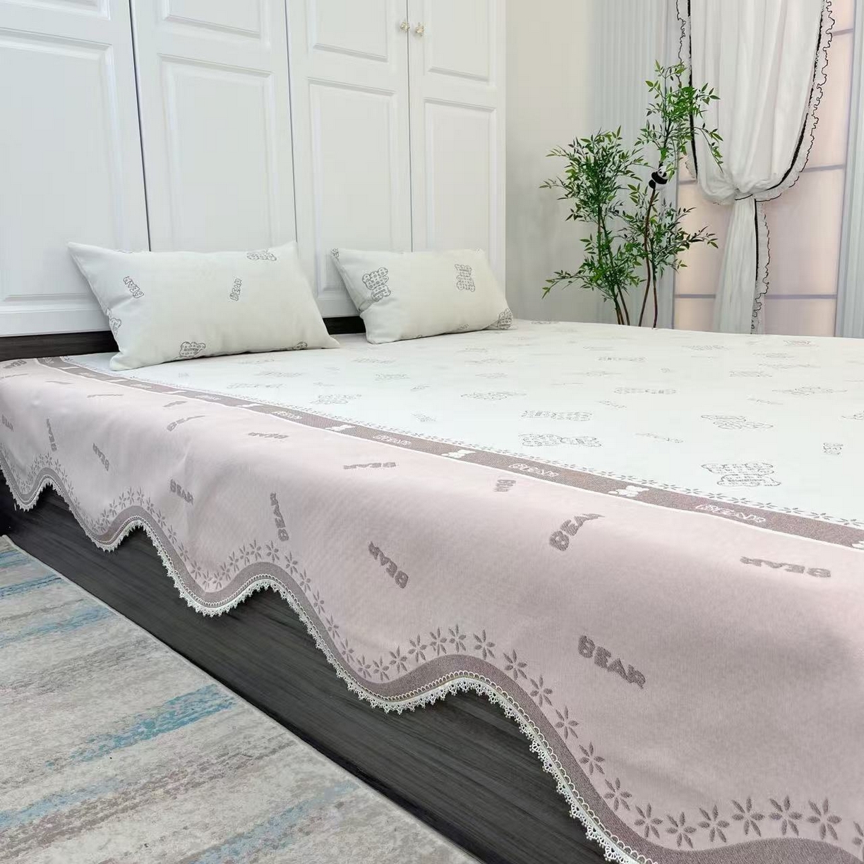 91家纺网 家纺一手货源 找家纺 （总）峻杨 2025新款雪尼尔榻榻米床盖柔软亲肤防滑耐磨可机洗可定制尺寸工厂直发-泰迪熊