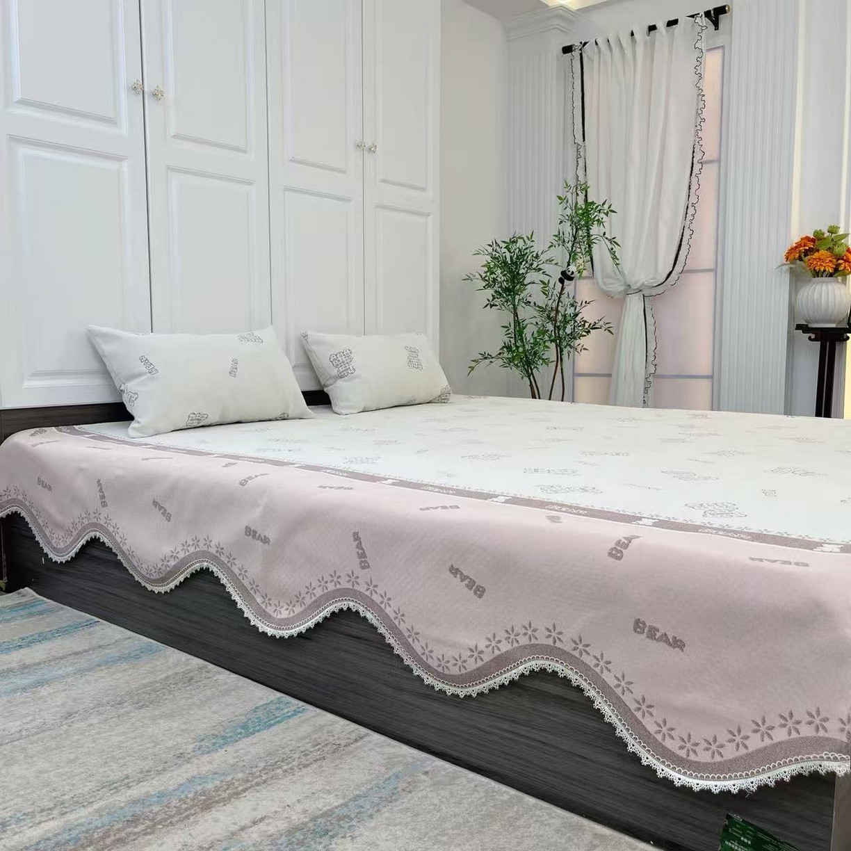 91家纺网 家纺一手货源 找家纺 （总）峻杨 2025新款雪尼尔榻榻米床盖柔软亲肤防滑耐磨可机洗可定制尺寸工厂直发-泰迪熊