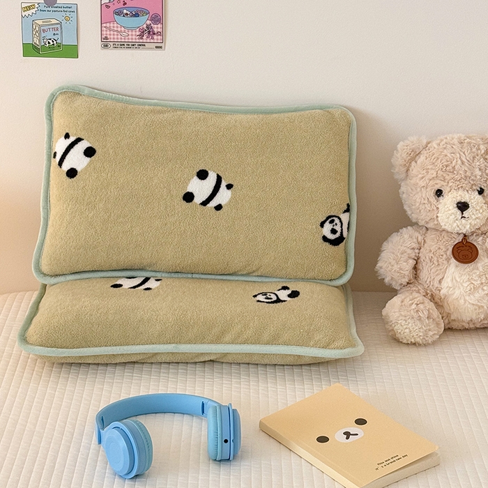 91家纺网 家纺一手货源 找家纺 嗨生活 2025新款雪梨绒枕套枕芯儿童枕套枕芯幼儿园枕套枕芯 可爱熊猫