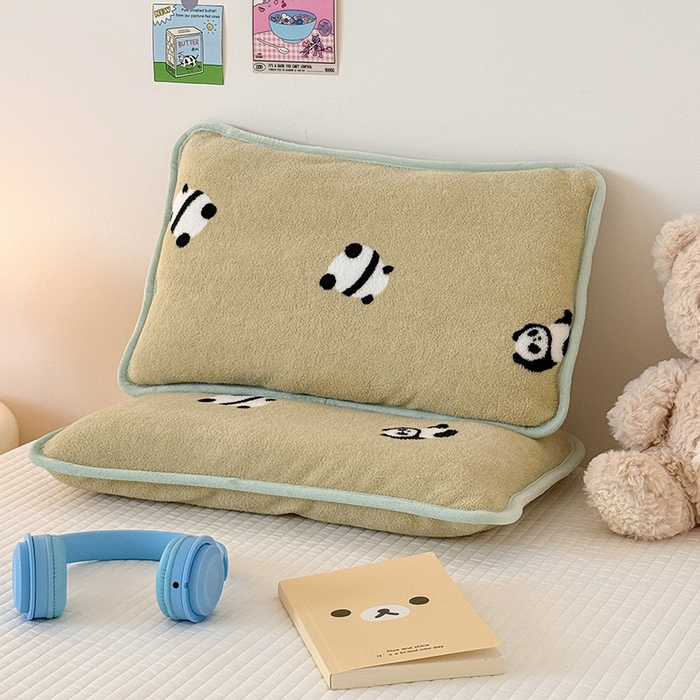 91家纺网 家纺一手货源 找家纺 嗨生活 2025新款雪梨绒枕套枕芯儿童枕套枕芯幼儿园枕套枕芯 可爱熊猫