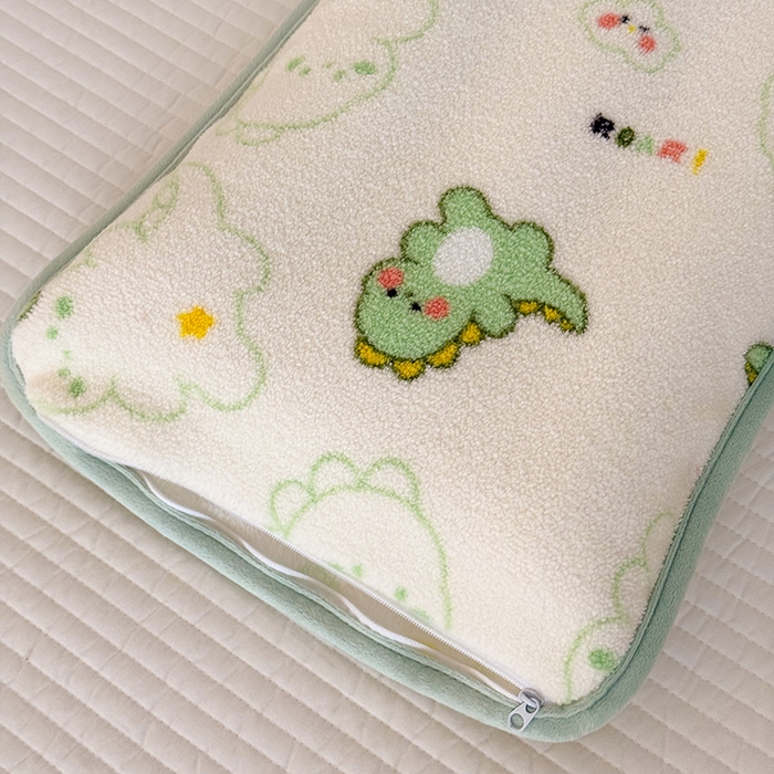 91家纺网 家纺一手货源 找家纺 嗨生活 2025新款雪梨绒枕套枕芯儿童枕套枕芯幼儿园枕套枕芯 恐龙伙伴