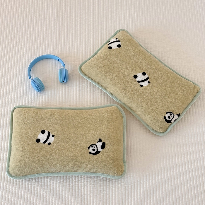 91家纺网 家纺一手货源 找家纺 嗨生活 2025新款雪梨绒枕套枕芯儿童枕套枕芯幼儿园枕套枕芯 可爱熊猫