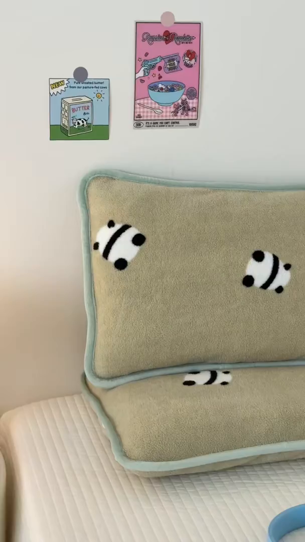 91家纺网 家纺一手货源 找家纺 嗨生活 2025新款雪梨绒枕套枕芯儿童枕套枕芯幼儿园枕套枕芯 可爱熊猫