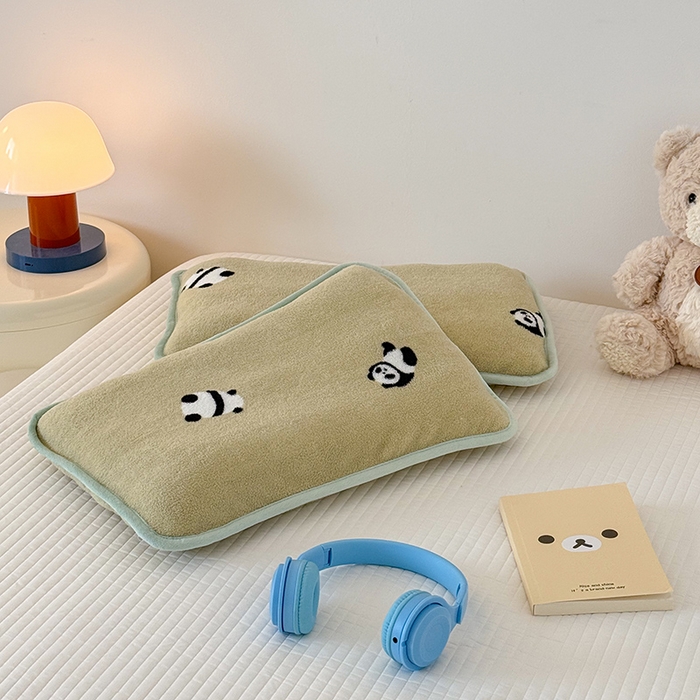 91家纺网 家纺一手货源 找家纺 嗨生活 2025新款雪梨绒枕套枕芯儿童枕套枕芯幼儿园枕套枕芯 可爱熊猫