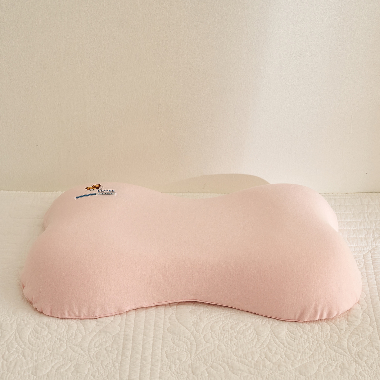 91家纺网 家纺一手货源 找家纺 乐可 2025新款蝶形儿童硅胶枕婴童学生枕头枕芯 蝶形儿童硅胶枕-粉-G3 35*55*8cm/只