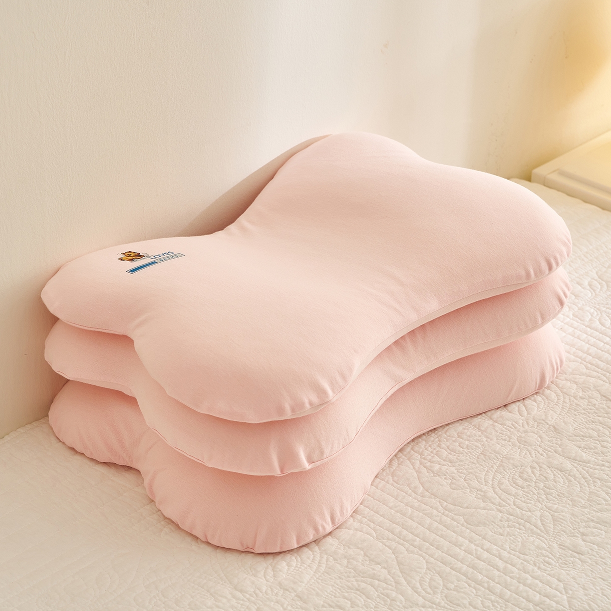91家纺网 家纺一手货源 找家纺 乐可 2025新款蝶形儿童硅胶枕婴童学生枕头枕芯 蝶形儿童硅胶枕-粉-G3 35*55*8cm/只
