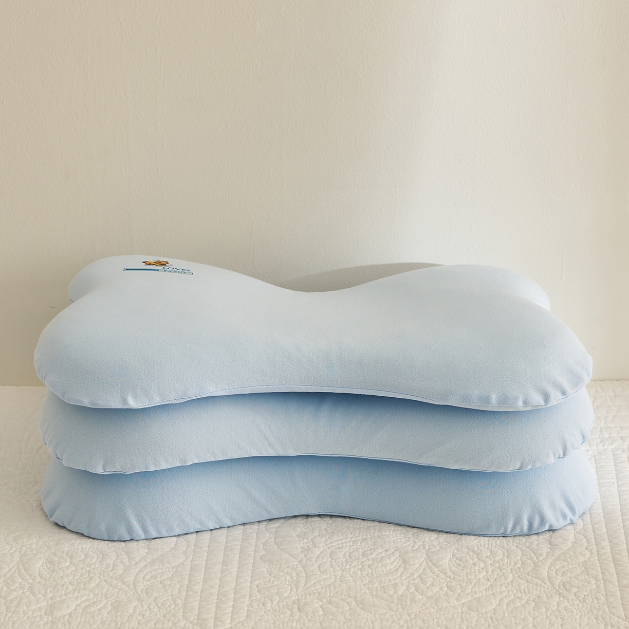 91家纺网 家纺一手货源 找家纺 乐可 2025新款蝶形儿童硅胶枕婴童学生枕头枕芯 蝶形儿童硅胶枕-蓝-G3 35*55*8cm/只