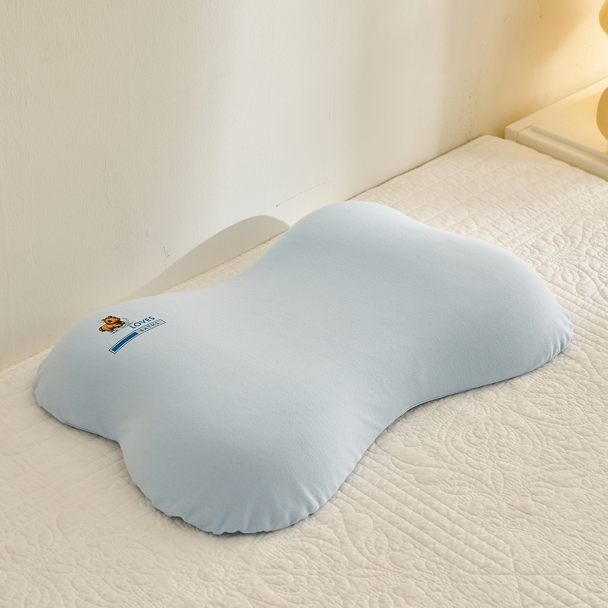 91家纺网 家纺一手货源 找家纺 乐可 2025新款蝶形儿童硅胶枕婴童学生枕头枕芯 蝶形儿童硅胶枕-蓝-G1 35*55*4cm/只