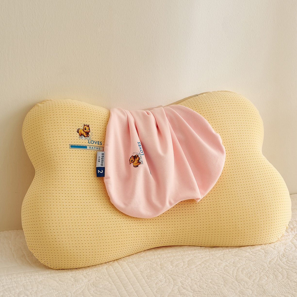 91家纺网 家纺一手货源 找家纺 乐可 2025新款蝶形儿童硅胶枕婴童学生枕头枕芯 蝶形儿童硅胶枕-粉-G2 35*55*6cm/只