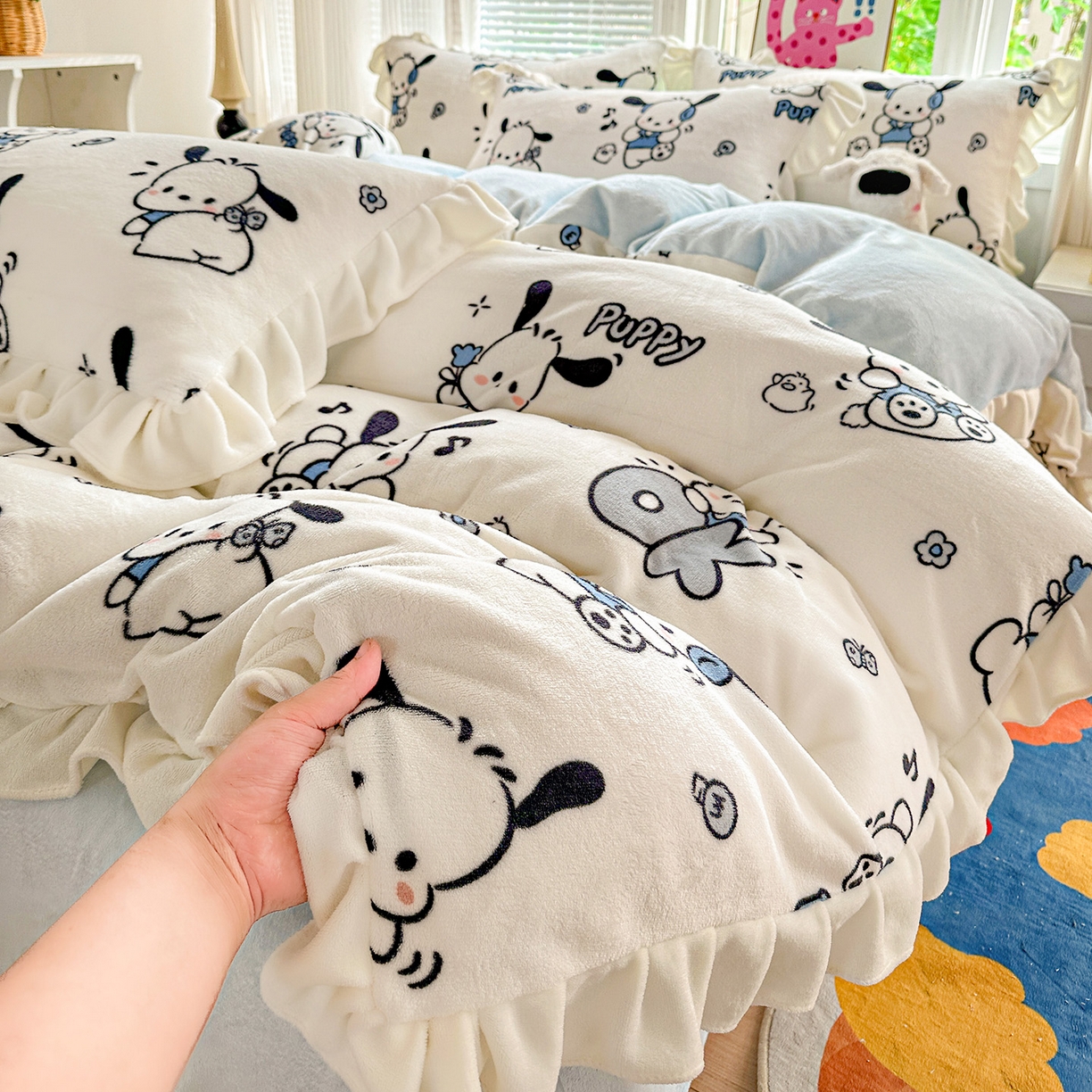 91家纺网 家纺一手货源 找家纺 N先生+V 13814689556 发大图/买家秀 2025新款韩式博主风花边款ins卡通牛奶绒四件套 顽皮帕恰