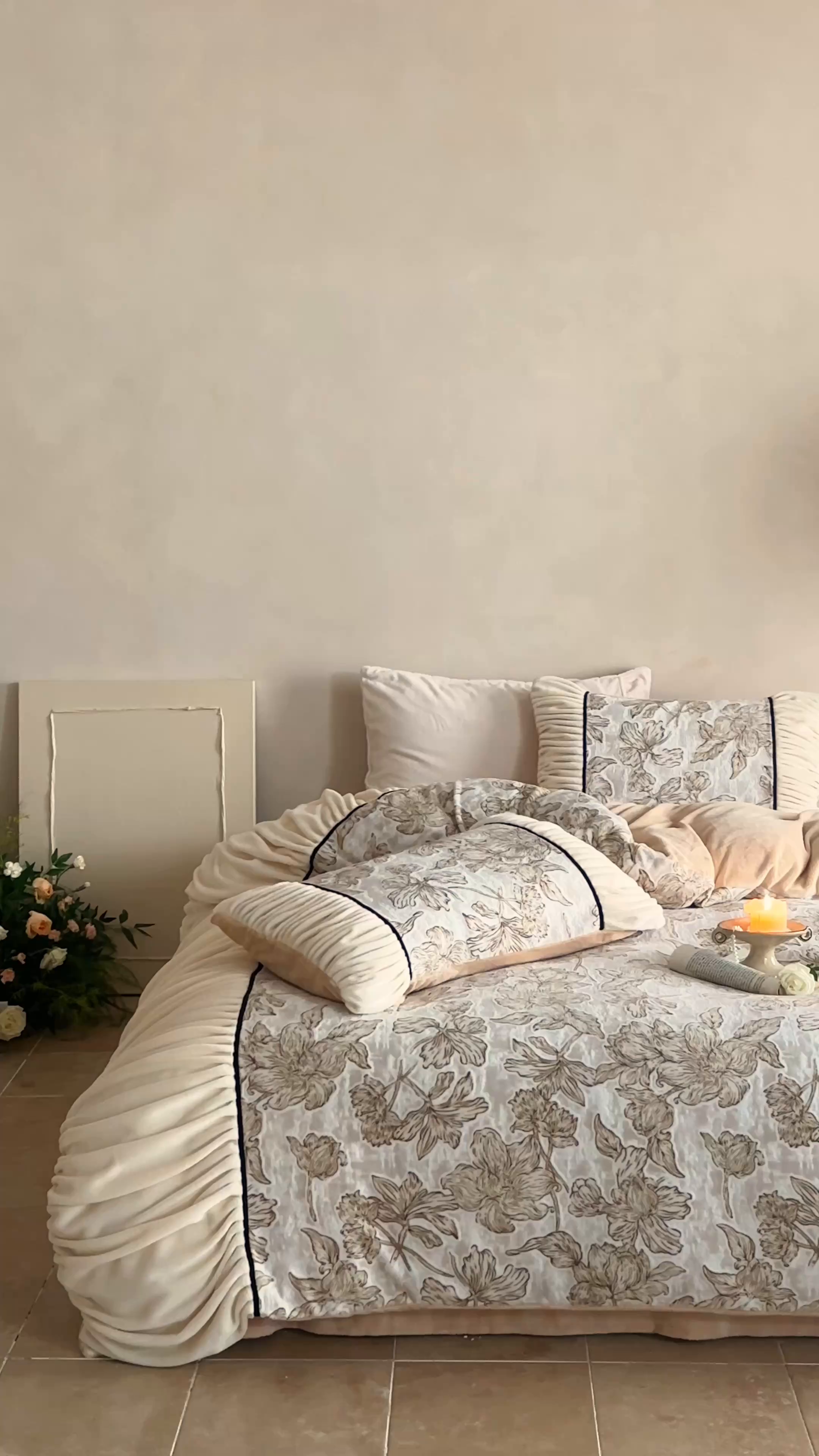 91家纺网 家纺一手货源 找家纺 （总）圆岛家纺 2025新款复古法式雕花高克重牛奶绒四件套