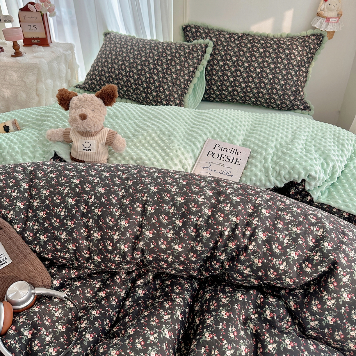 91家纺网 家纺一手货源 找家纺 Sweet dreams甜梦 2025新款双层纱豆豆绒棉加绒四件套 绘梨黑