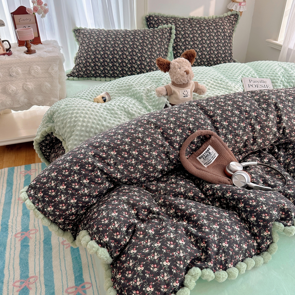 91家纺网 家纺一手货源 找家纺 Sweet dreams甜梦 2025新款双层纱豆豆绒棉加绒四件套 绘梨黑