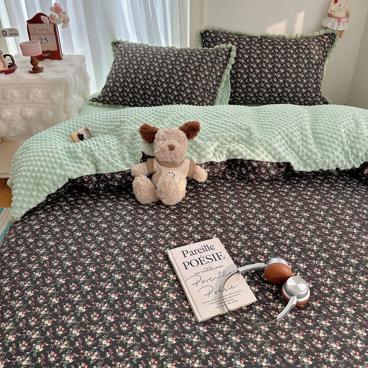 91家纺网 家纺一手货源 找家纺 Sweet dreams甜梦 2025新款双层纱豆豆绒棉加绒四件套 绘梨黑