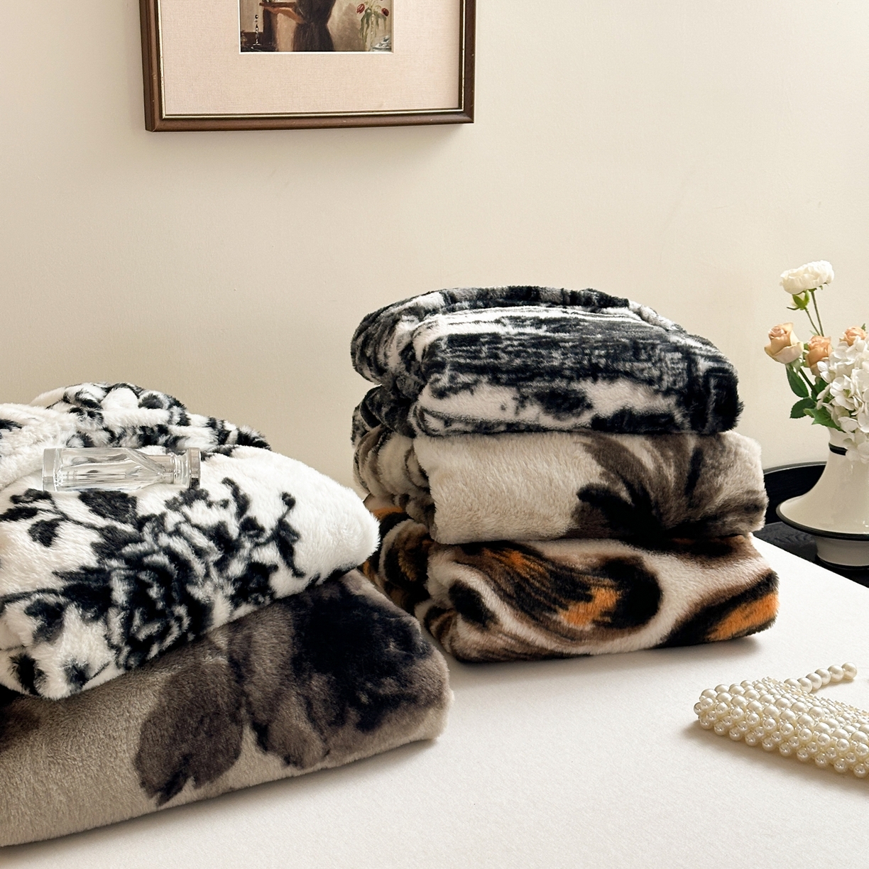 娜娜 2025新款兔毛绒保暖床笠 组合图仅供展示