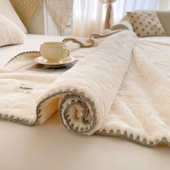 91家纺网 家纺一手货源 找家纺 （总）艾佳 2025新款A类四季毯高端加厚多功能双面仿皮草仿大兔绒毛毯毯子