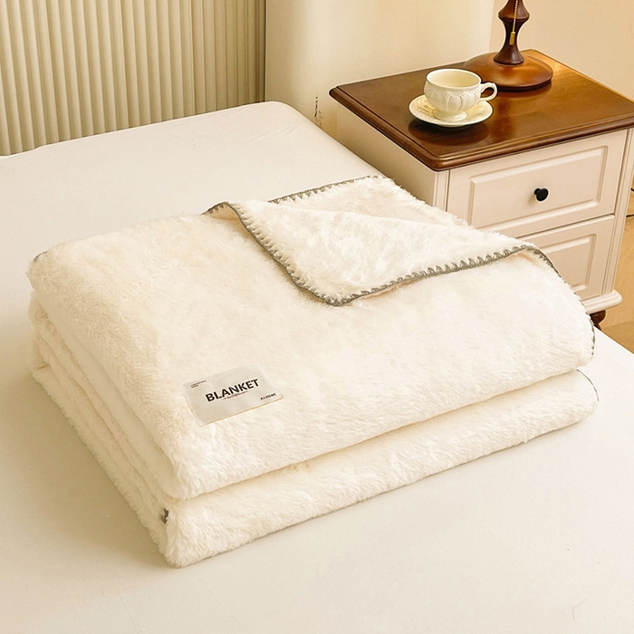 91家纺网 家纺一手货源 找家纺 （总）艾佳 2025新款A类四季毯高端加厚多功能双面仿皮草仿大兔绒毛毯毯子