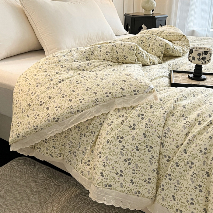 91家纺网 家纺一手货源 找家纺 曲之慕 2025新款云朵棉软糯柔软舒适秋冬被被子被芯 春樱