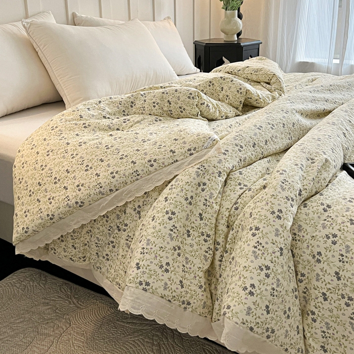 91家纺网 家纺一手货源 找家纺 曲之慕 2025新款云朵棉软糯柔软舒适秋冬被被子被芯 春樱