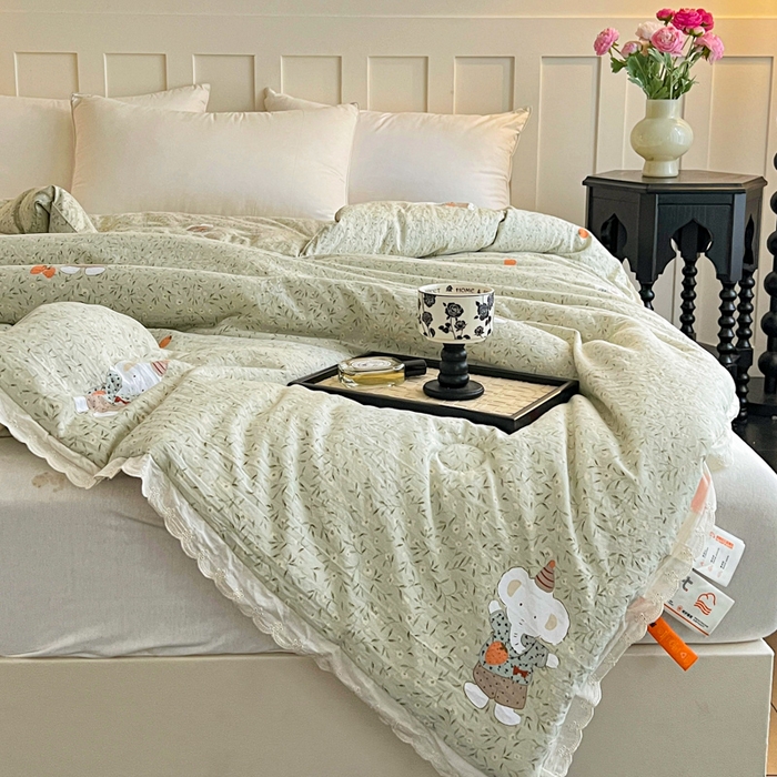 91家纺网 家纺一手货源 找家纺 曲之慕 2025新款云朵棉软糯柔软舒适秋冬被被子被芯 大耳象
