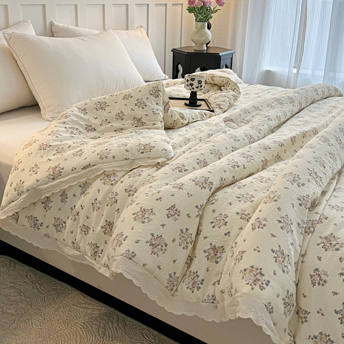 91家纺网 家纺一手货源 找家纺 曲之慕 2025新款云朵棉软糯柔软舒适秋冬被被子被芯 海棠