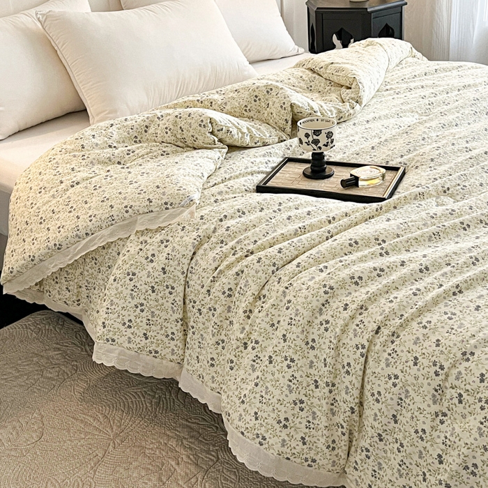 91家纺网 家纺一手货源 找家纺 曲之慕 2025新款云朵棉软糯柔软舒适秋冬被被子被芯 春樱