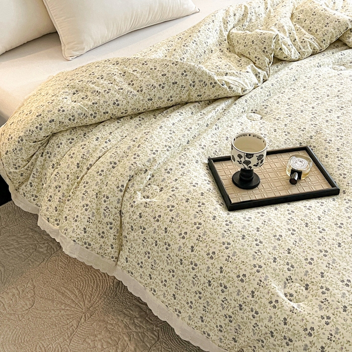 91家纺网 家纺一手货源 找家纺 曲之慕 2025新款云朵棉软糯柔软舒适秋冬被被子被芯 春樱