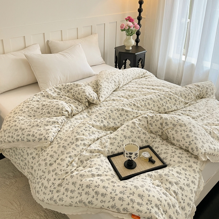 91家纺网 家纺一手货源 找家纺 曲之慕 2025新款云朵棉软糯柔软舒适秋冬被被子被芯 幽兰玫瑰