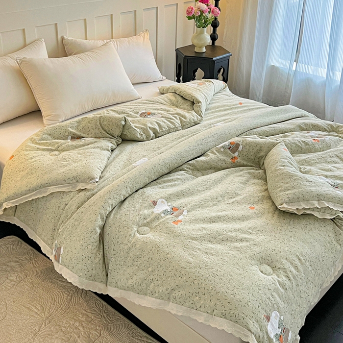 91家纺网 家纺一手货源 找家纺 曲之慕 2025新款云朵棉软糯柔软舒适秋冬被被子被芯 大耳象