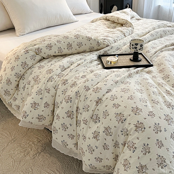 91家纺网 家纺一手货源 找家纺 曲之慕 2025新款云朵棉软糯柔软舒适秋冬被被子被芯 海棠