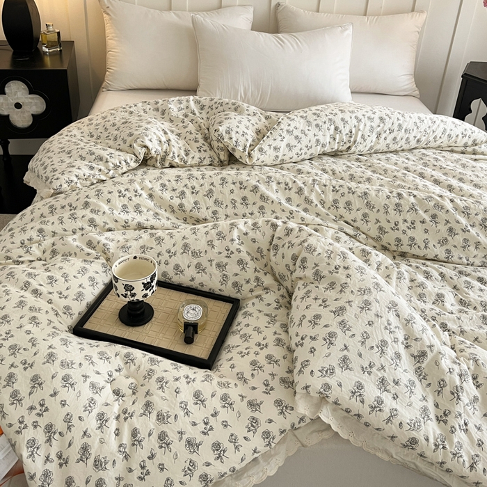 91家纺网 家纺一手货源 找家纺 曲之慕 2025新款云朵棉软糯柔软舒适秋冬被被子被芯 幽兰玫瑰