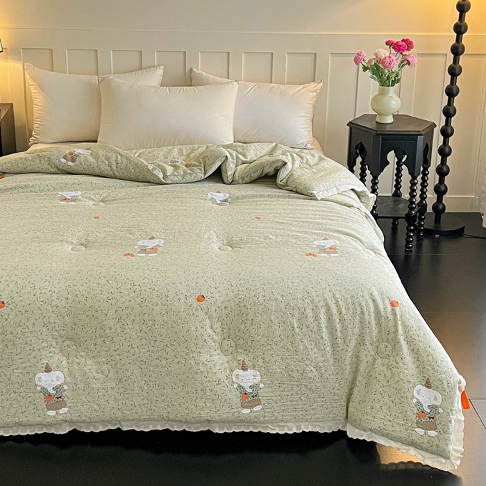 91家纺网 家纺一手货源 找家纺 曲之慕 2025新款云朵棉软糯柔软舒适秋冬被被子被芯 大耳象