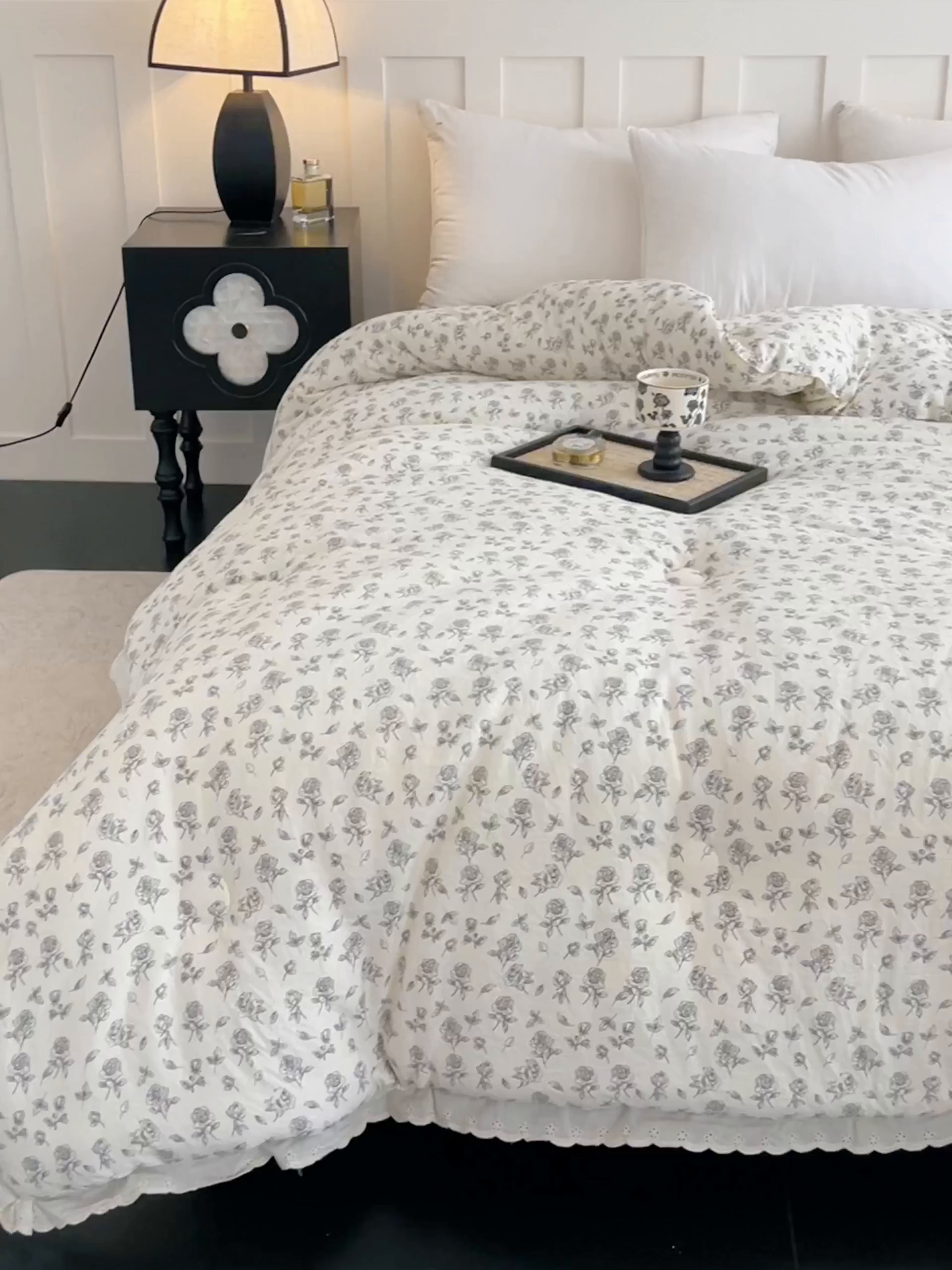 91家纺网 家纺一手货源 找家纺 曲之慕 2025新款云朵棉软糯柔软舒适秋冬被被子被芯 幽兰玫瑰