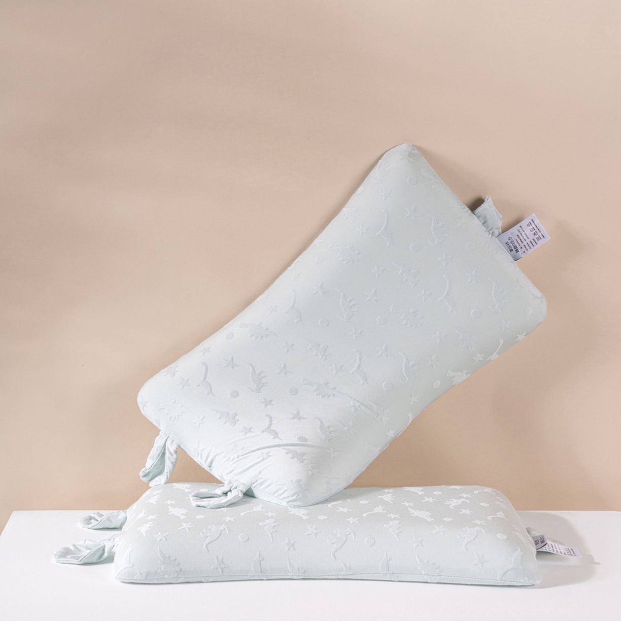 91家纺网 家纺一手货源 找家纺 芯奇想 2025新款学生枕头安睡枕聚氨酯枕芯宝宝护颈椎儿童生物基记忆棉学生低枕芯 灰色