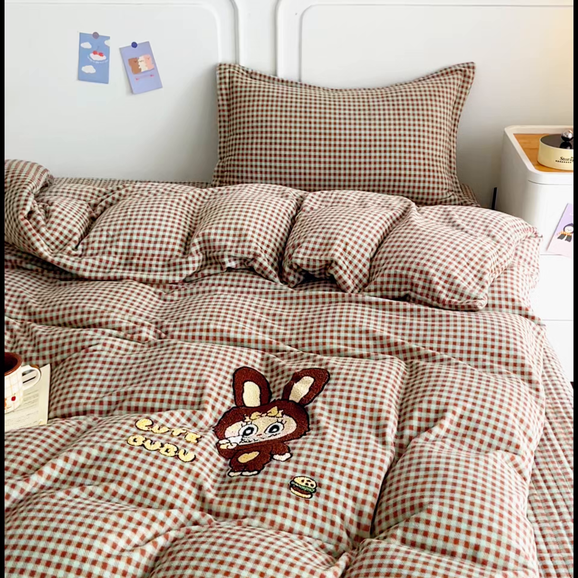 91家纺网 家纺一手货源 找家纺 （总）尚美 2025爆款格子系列印加绣牛奶绒床盖四件套