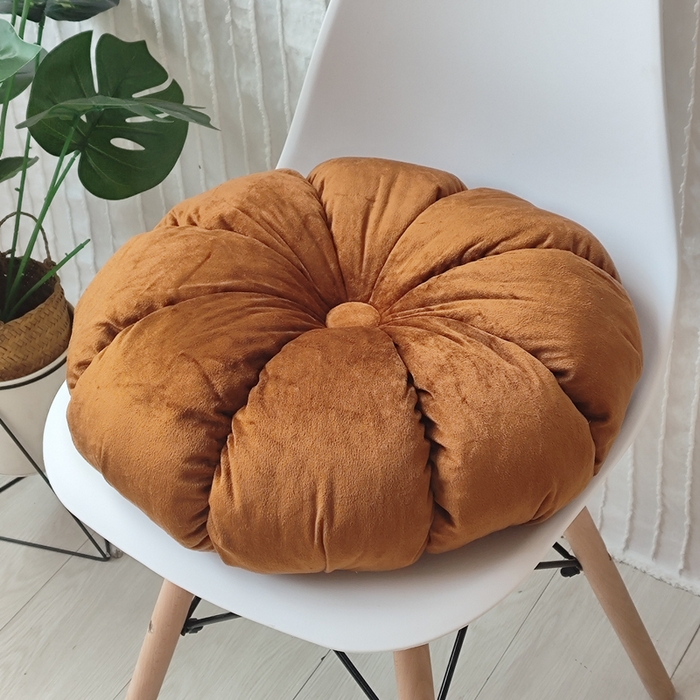 91家纺网 家纺一手货源 找家纺 李帅家居 2025新款荷兰绒花瓣多瓣南瓜抱枕坐垫 南瓜咖啡