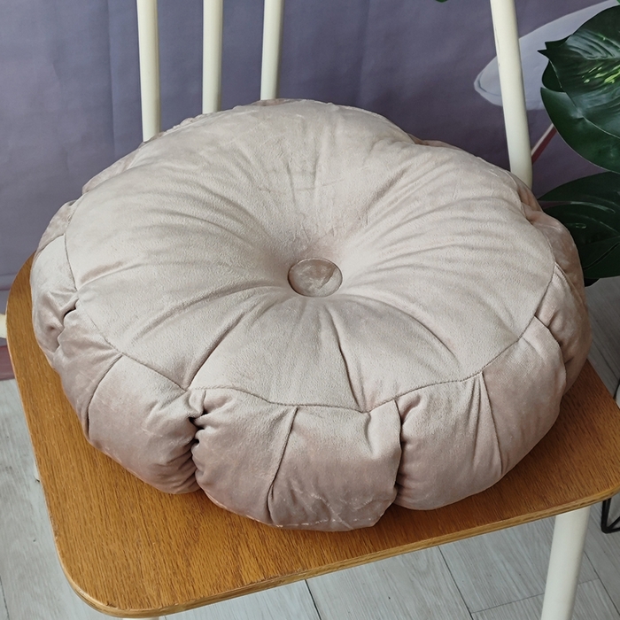 91家纺网 家纺一手货源 找家纺 李帅家居 2025新款荷兰绒花瓣多瓣南瓜抱枕坐垫 卡其