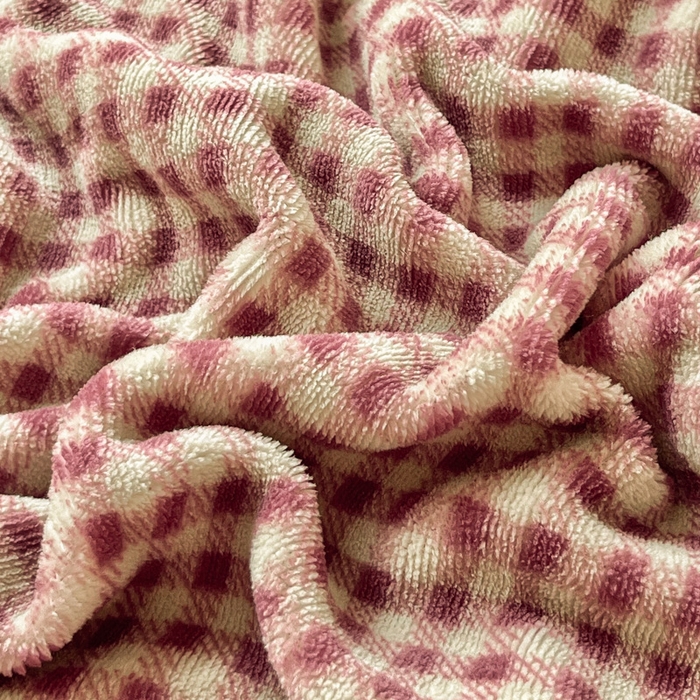 91家纺网 家纺一手货源 找家纺 尚美 2025爆款格子系列印加绣牛奶绒床盖四件套 乖乖兔