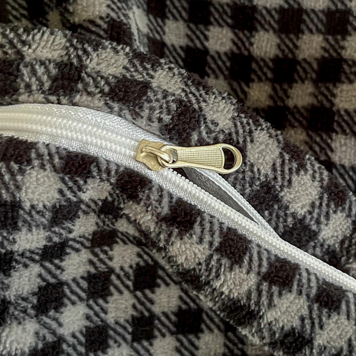 91家纺网 家纺一手货源 找家纺 尚美 2025爆款格子系列印加绣牛奶绒床盖四件套 可爱恐龙