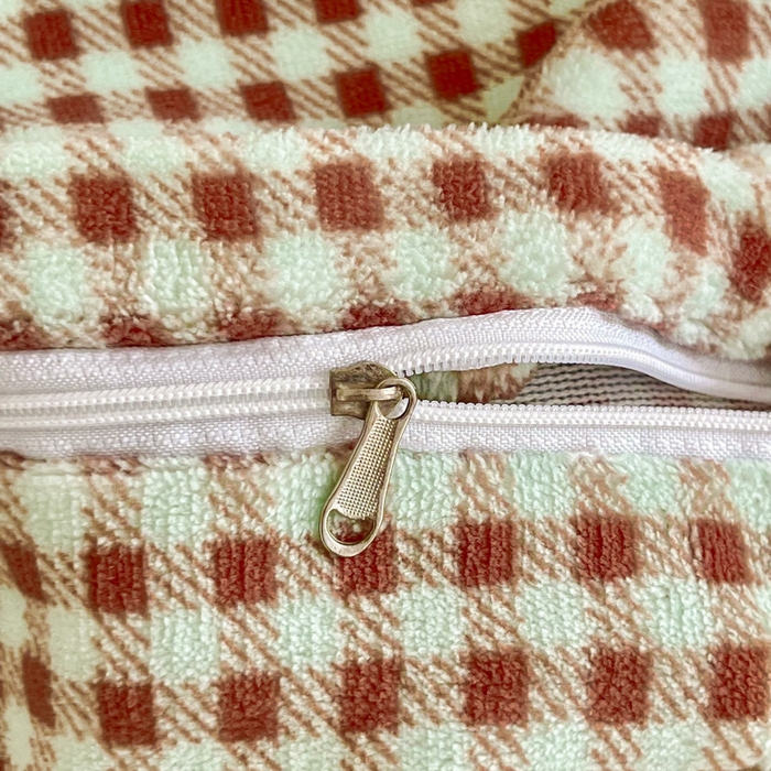 91家纺网 家纺一手货源 找家纺 尚美 2025爆款格子系列印加绣牛奶绒床盖四件套 可爱布布